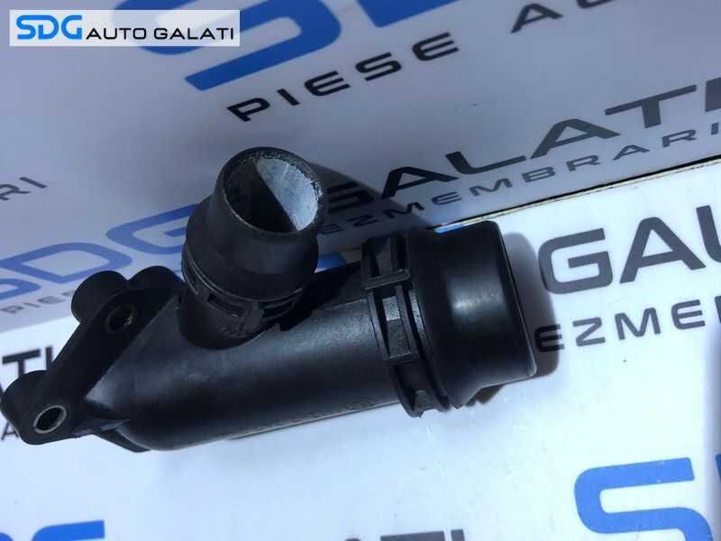 Corp Carcasa Distribuitor Termostat Apa BMW Seria 3 E90 E91 E92 E93 325 2.5 D 2006 – 2010 Cod 2247744 11122247744 [D0099]