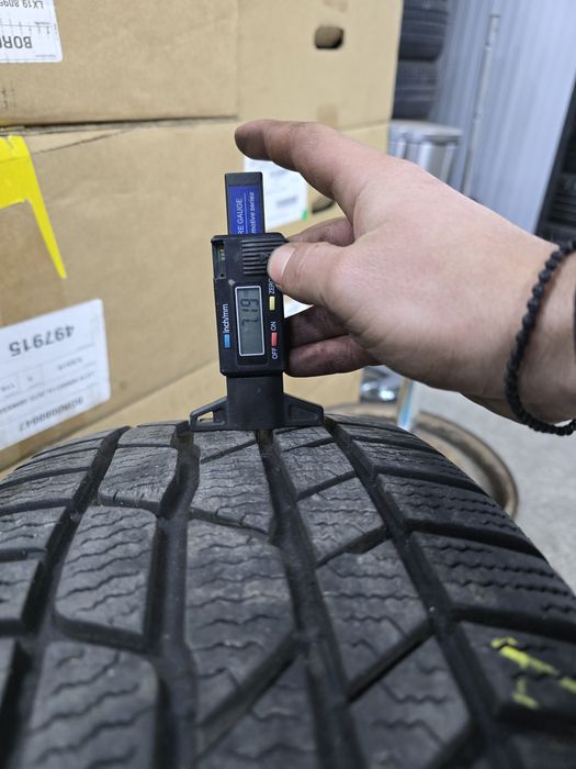 1 Брой Гума 215/60/17 Continental 7mm