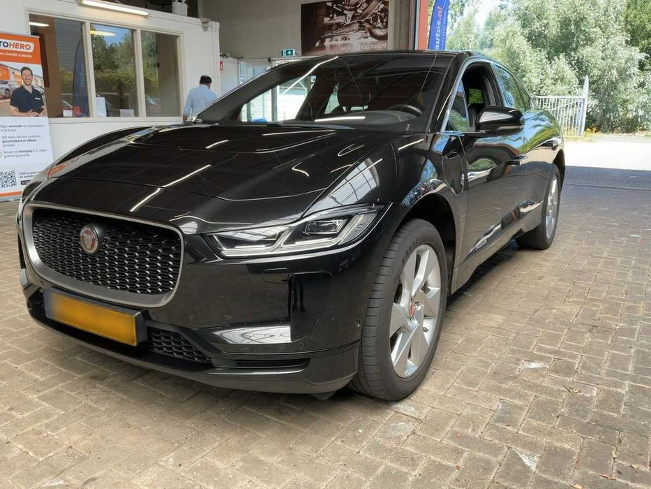 Jaguar I-Pace electric drive 400ks 90kwh 294 kW SE