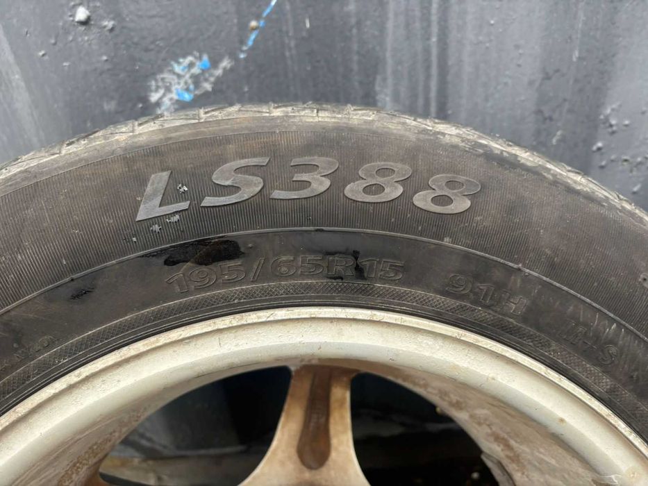 Диски с резиной Оригинал Toyota mark 2 90