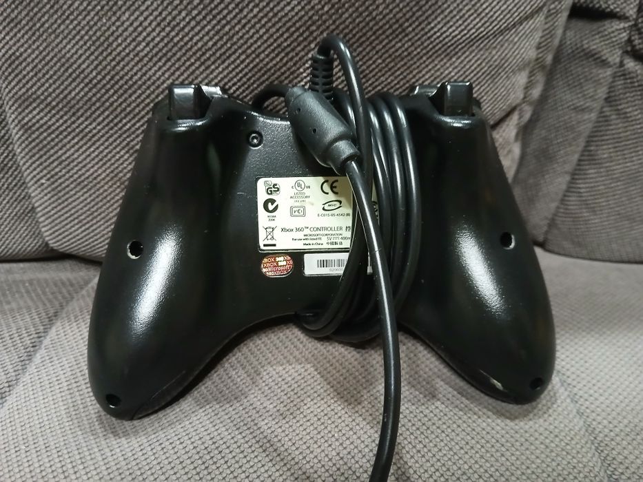 Джойстик от Xbox 360 проводной