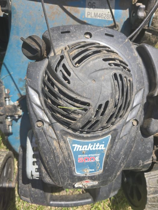 Masina de tuns iarba Makita, stare buna