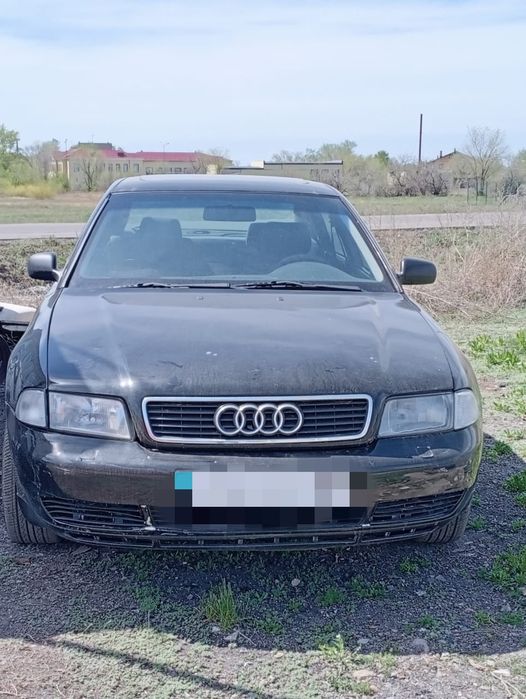 Audi A4, 1995 года