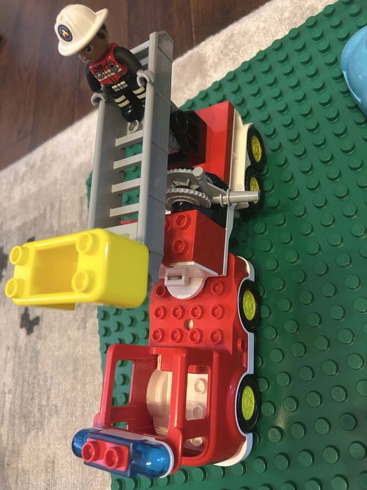 Lego duplo masina de pompieri