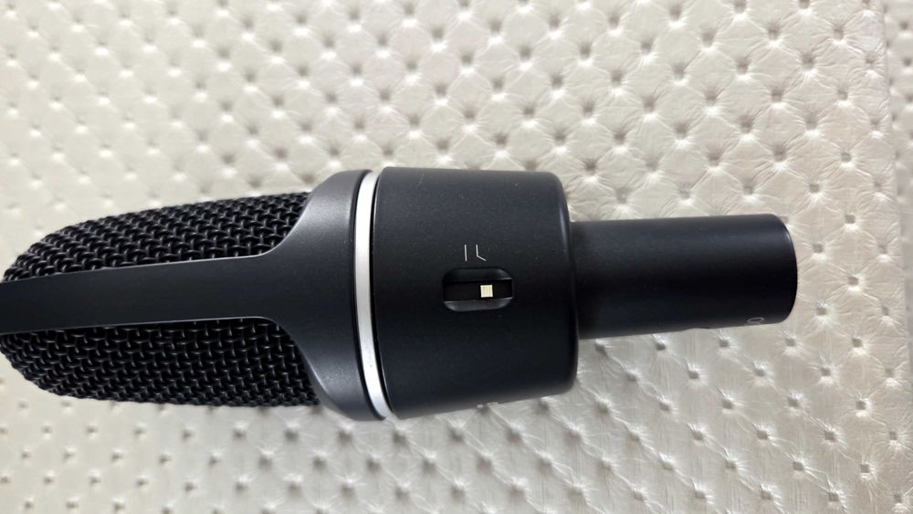 Microfon profesional live stream sau de studiou AKG C3000