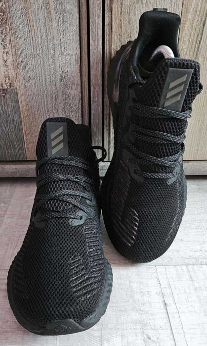 Adidas Alphaboost M Parley – mărime 41 1/3 (26 cm)