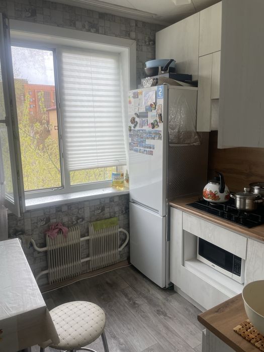 Продам 4-х ком квартиру