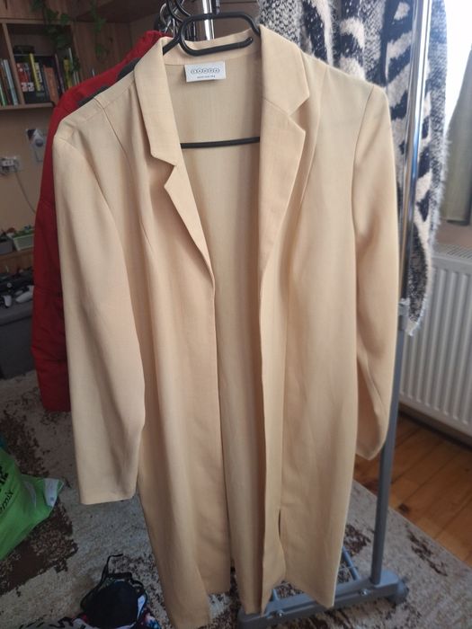 Дамски жилетки и пуловери, блузи  М размер