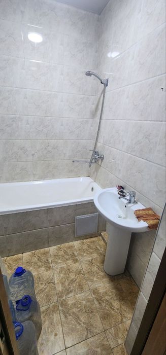 Срочно дом сотилади.