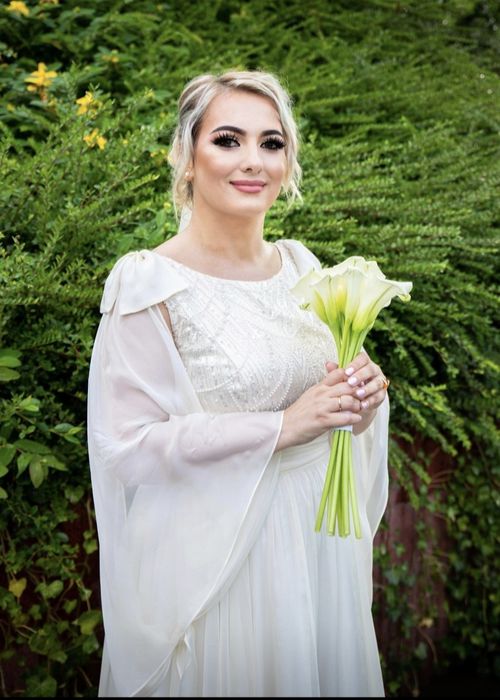 Vand rochie de mireasa din mătase naturala si sandale de mireasa