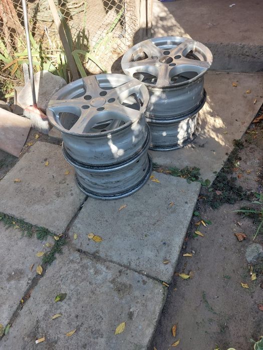 Jante aliaj vw caddy 112×5 pe 15 inci