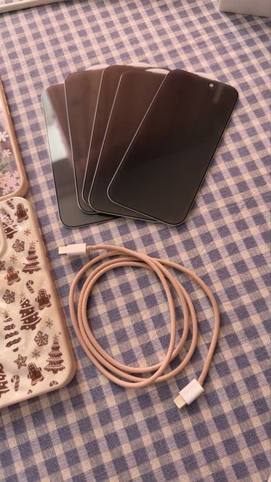 Iphone 16 pro 1tb desert titanium NU SCHIMB  (89% baterie)