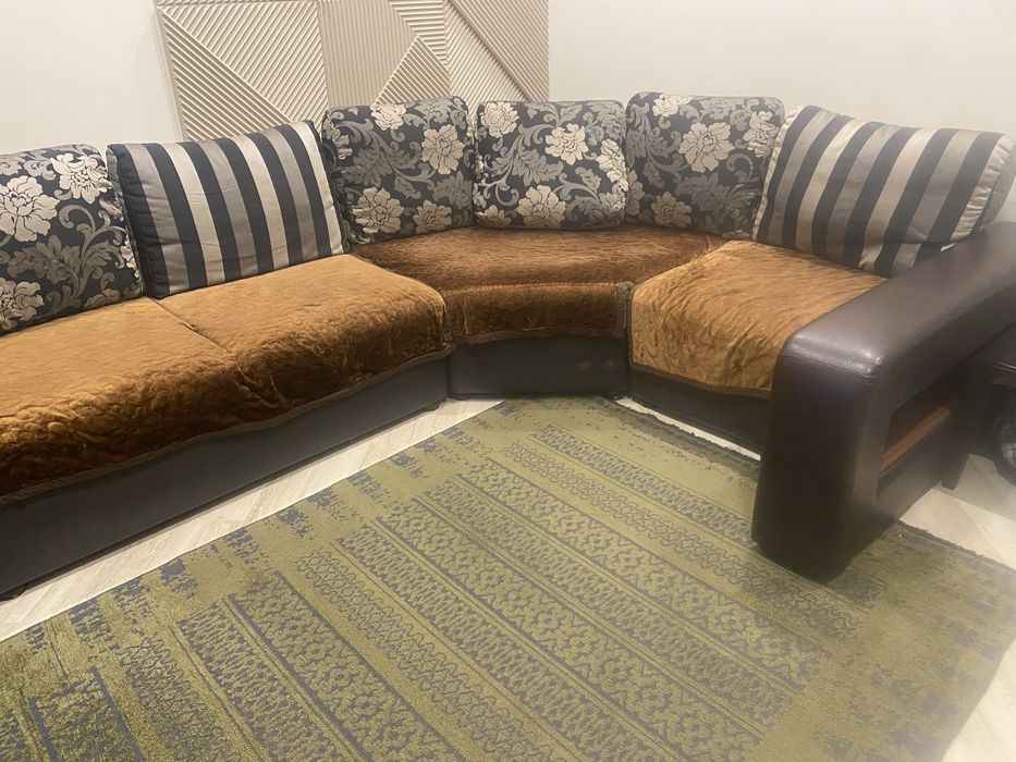 Продаются угловой диван