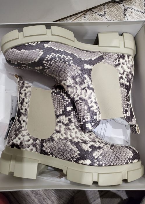 Боти естествена кожа