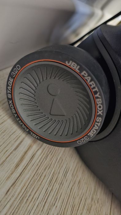 JBL PartyBox Stage 320 — мощный звук JBL