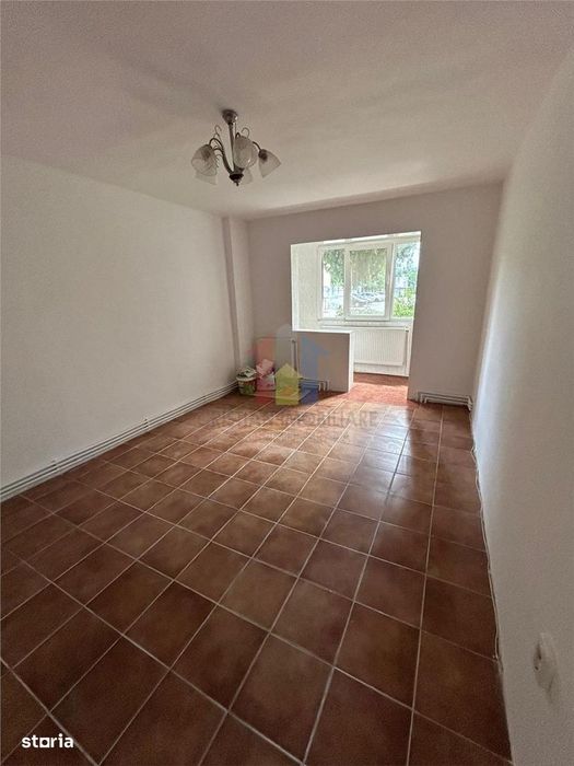 VEZI VIDEO! 2 camere 48 mp,  parter cu balcon 11 m, Viziru 1