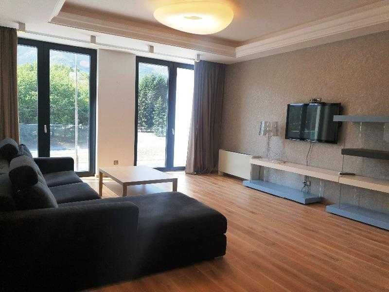Дава се под наем Двустаен апартамент в София, Гео Милев - 81 кв.м за 428.91 € - Снимка #2
