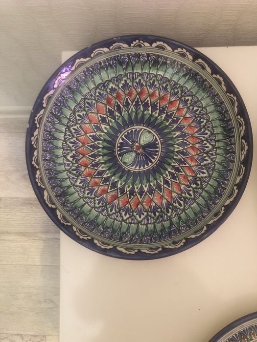 Продам блюда разных размеров