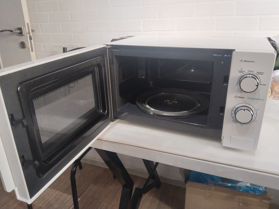 Микроволновка рабочий