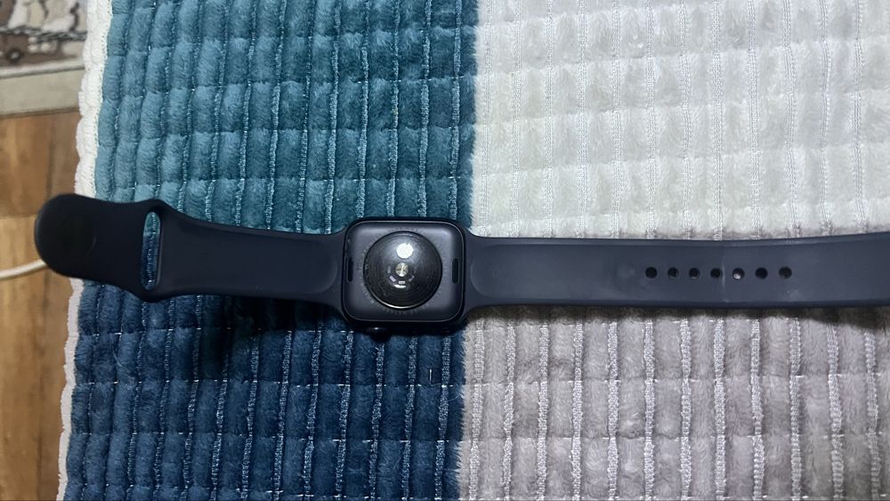 Айфон 13 про макс, + Apple watch se