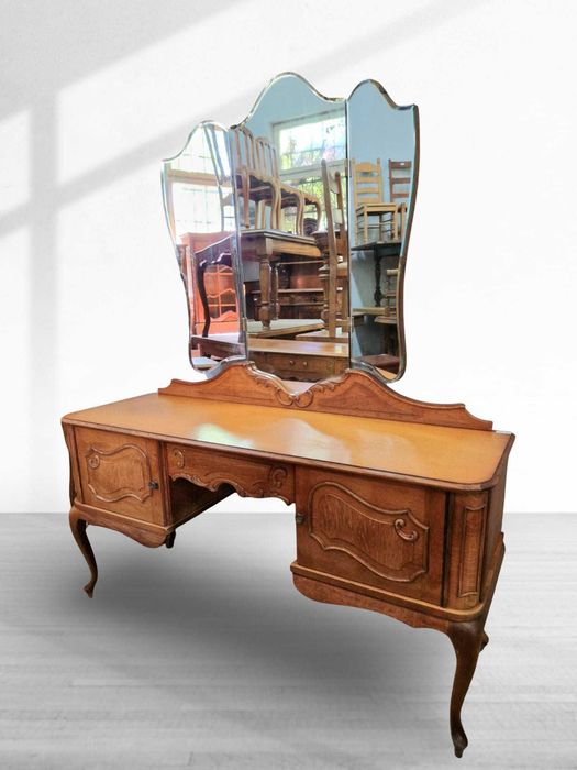 Комплект спалня масив с два броя нощни шкафчета