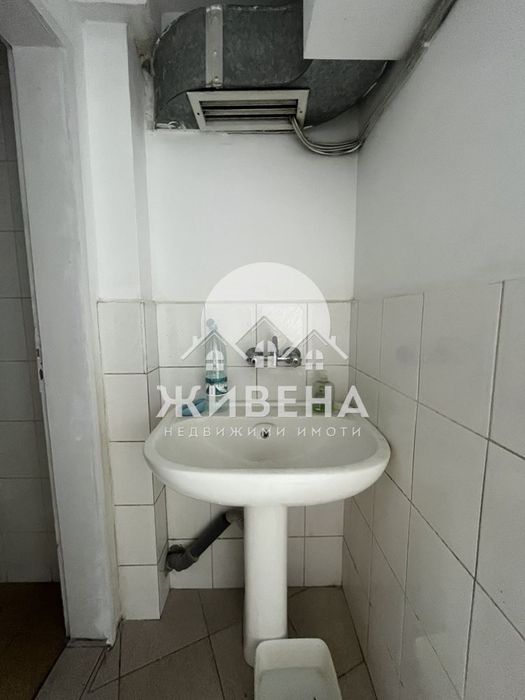 Отдавам под наем магазин в централна част на Варна