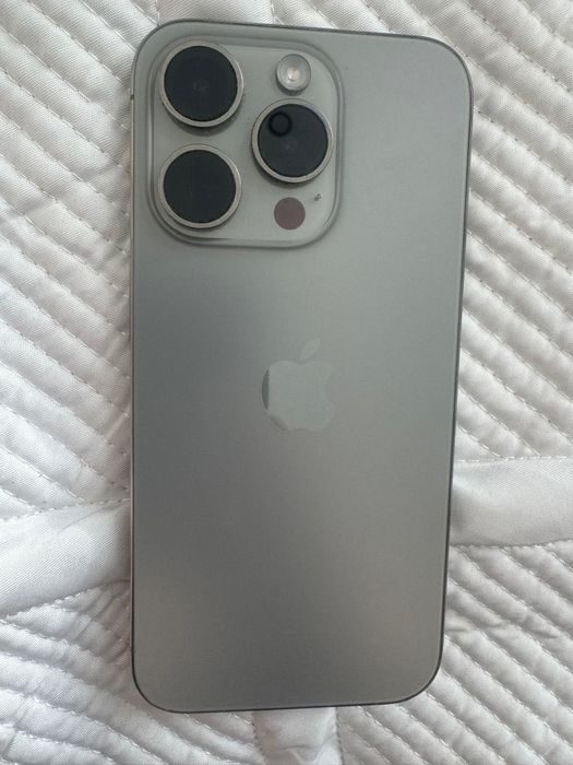 Айфон 15 про продам