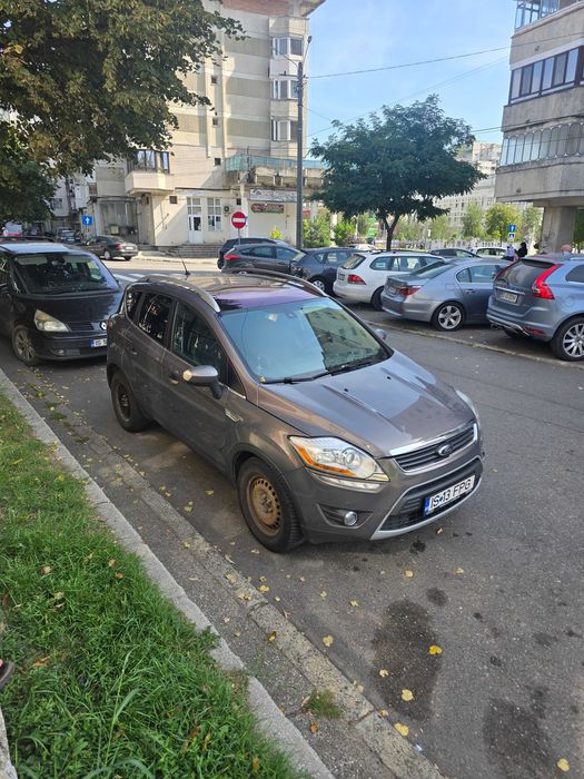 FORD Kuga 2012 — imagine 2