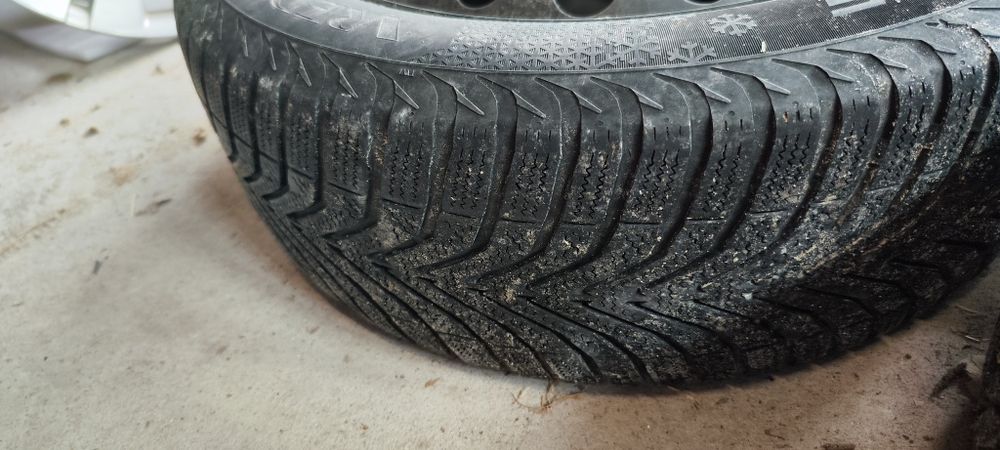 Оригинални джанти с тасове Kia Ceed