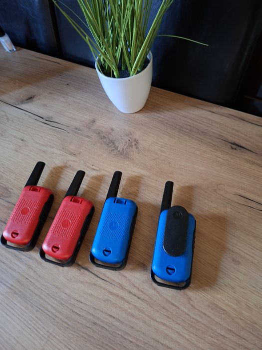 4 Stații portabile Motorola