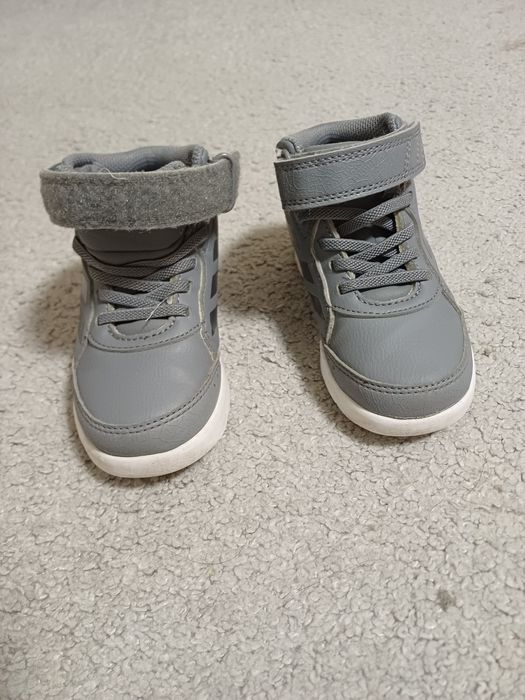 Adidas кецове 25 номер