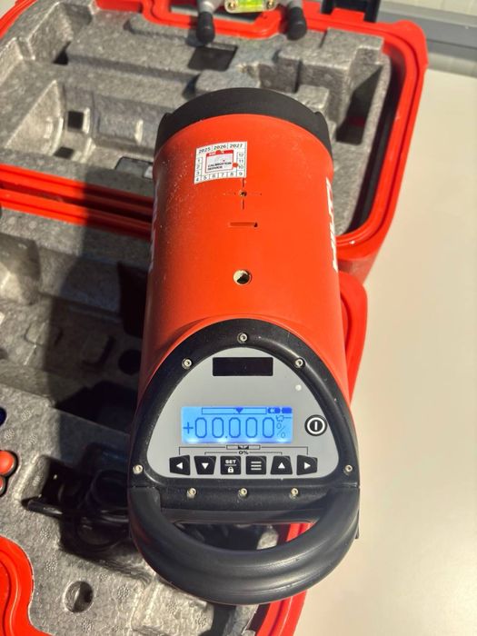 Nivela laser Hilti canalizare P100 identic Topcon  tpl 5
