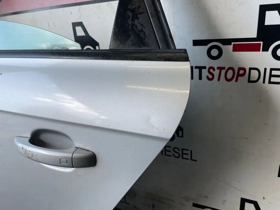 usa stanga spate audi a4 b8 2008 2009 2010 2011 2012 2013 2014 2015 2016