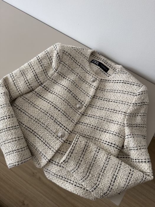 Светло сако с подплънки