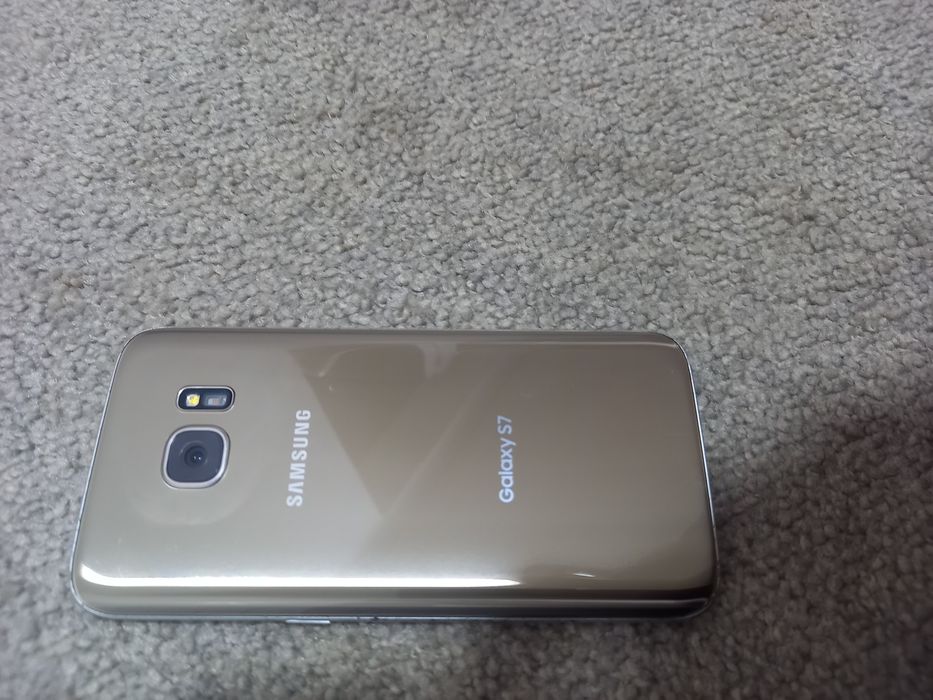 Telefon S7 functional