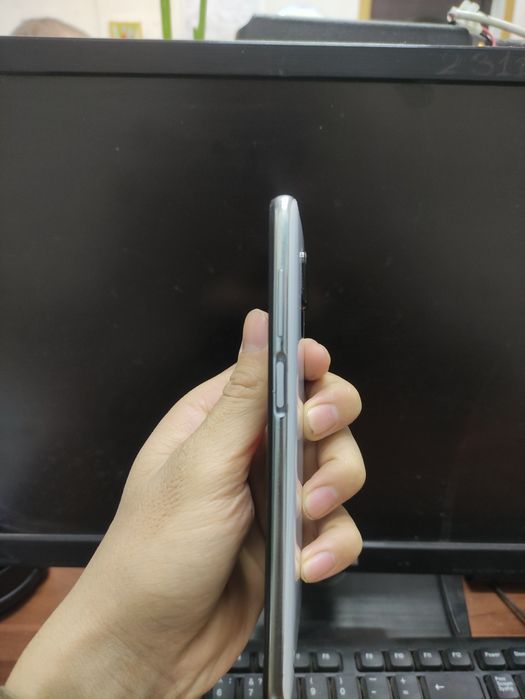 Redmi note 9S glacier white