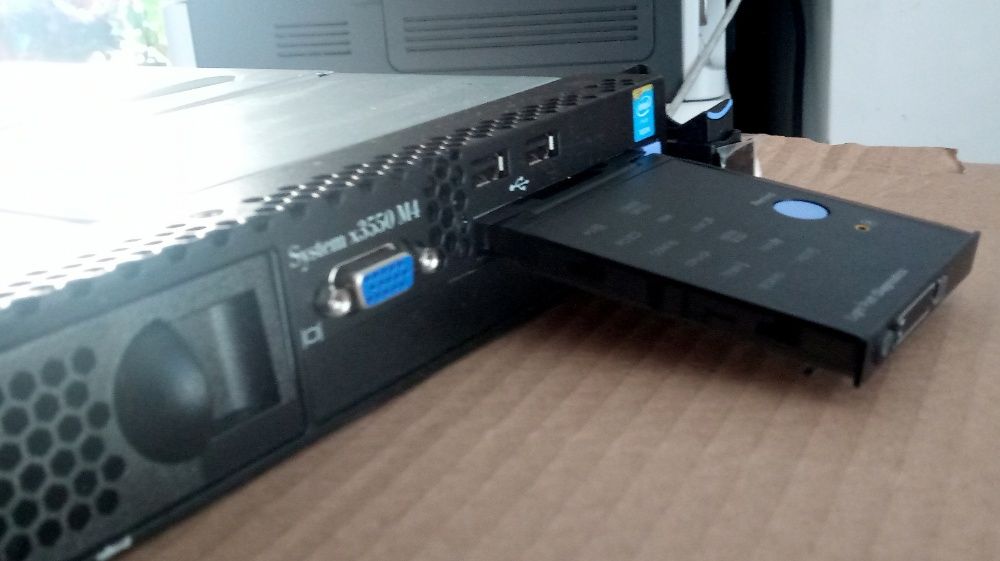 Сървър IBM X3550 M4 2*Xeon Е5-2630L v2 6C 16GB RAID M5110 7914 TPM