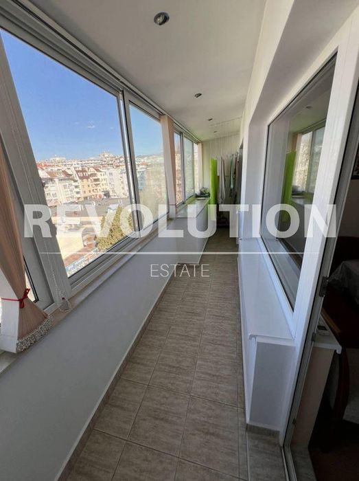 Дава се под наем Двустаен апартамент в Варна, Цветен квартал - 65 кв.м за 450 € - Снимка #6