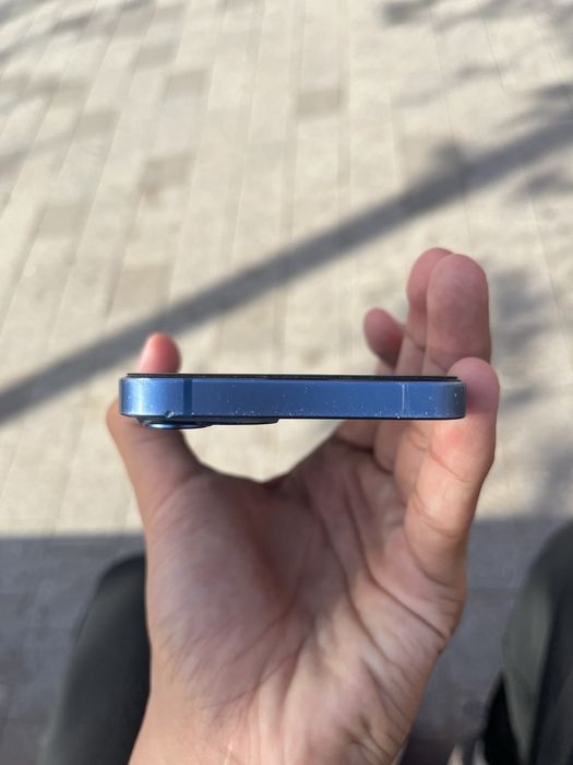 Продам iPhone 13 128 gb