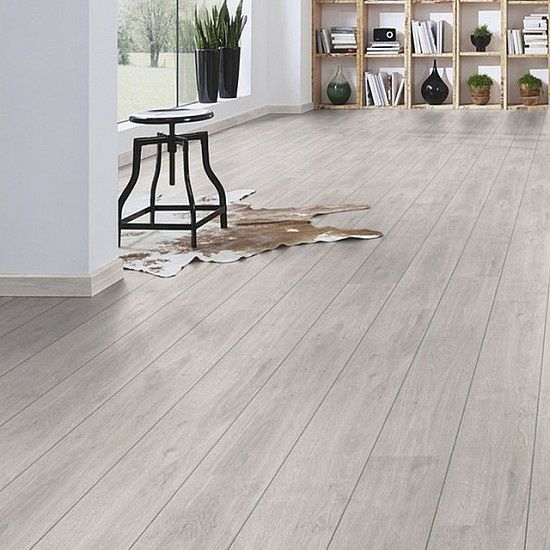 Професионален монтаж на ламинат, паркет, первази и лайсни.