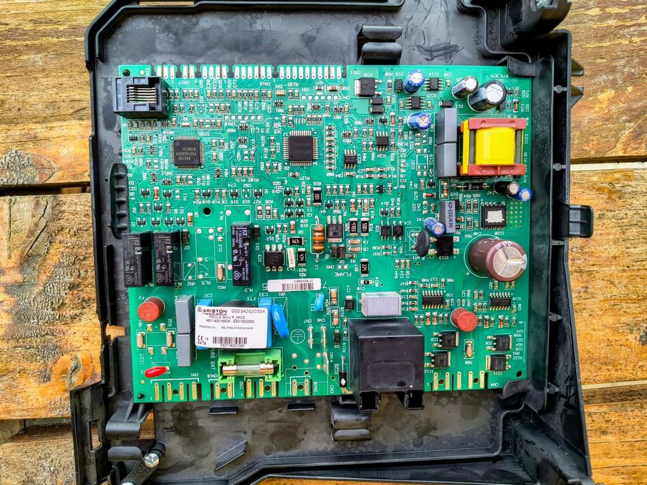 Placi  electronice Ariston As,BS,EGIS ,Hs premium/cares/Junkers,Riello