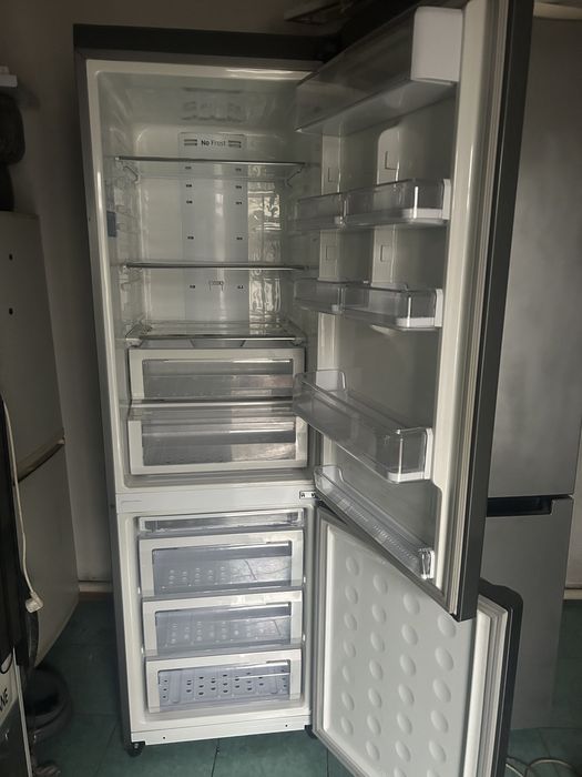 Продам холодильник