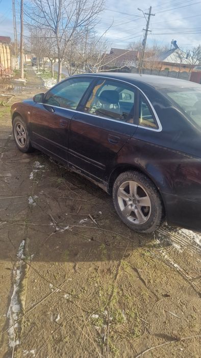 Dezmembrez Audi A4 B7  2,0tdi 2007
