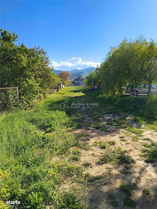 Teren de vanzare langa Camping Rotarii cu proiect de casa