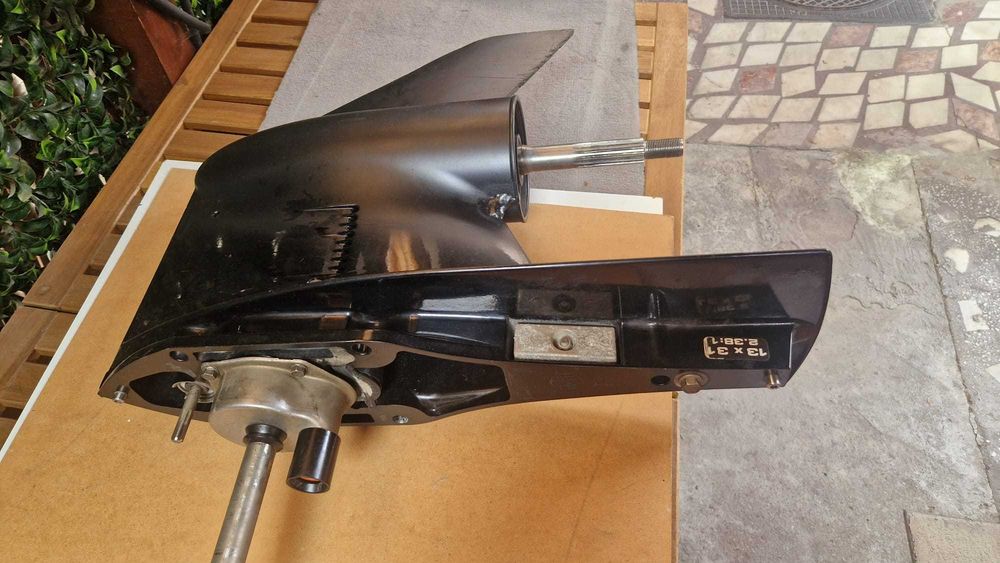 Vand cizma Mercury 115 CP CT (Command Thrust),100 ore functionare.