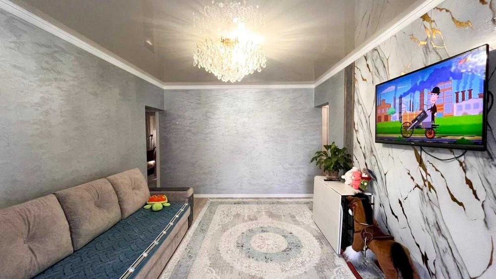 Продам 4хкомнатную квартиру Аян Империя