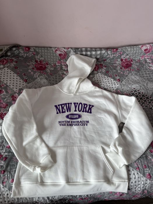 Белая толстовка с начесом