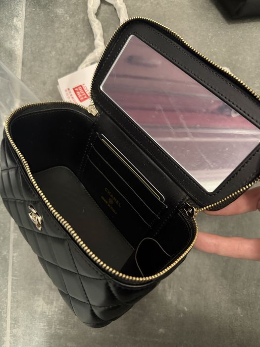 Chanel Vanity Bag малка чанта естествена кожа