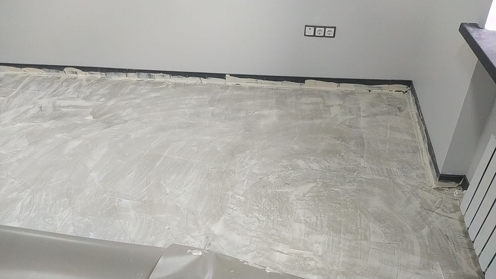 Настила линолеума!!!