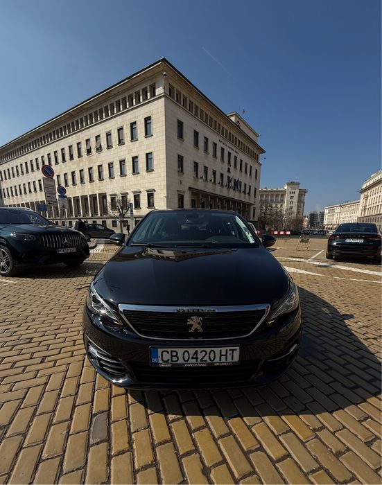 Peugeot 308 Черен цвят